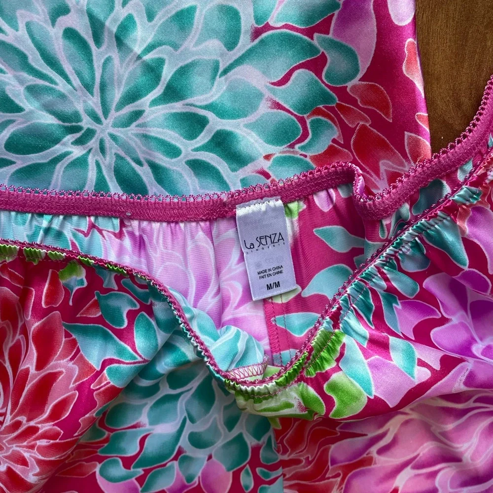 Bright Pink & Blue Chrysanthemum Print La Senza 2 Piece PJ Camisole & Shorts Set - Picture 2 of 5